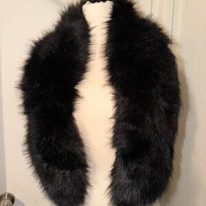 Luxurious Women's FAUX FUR Black shawl - SEE VIDEO !